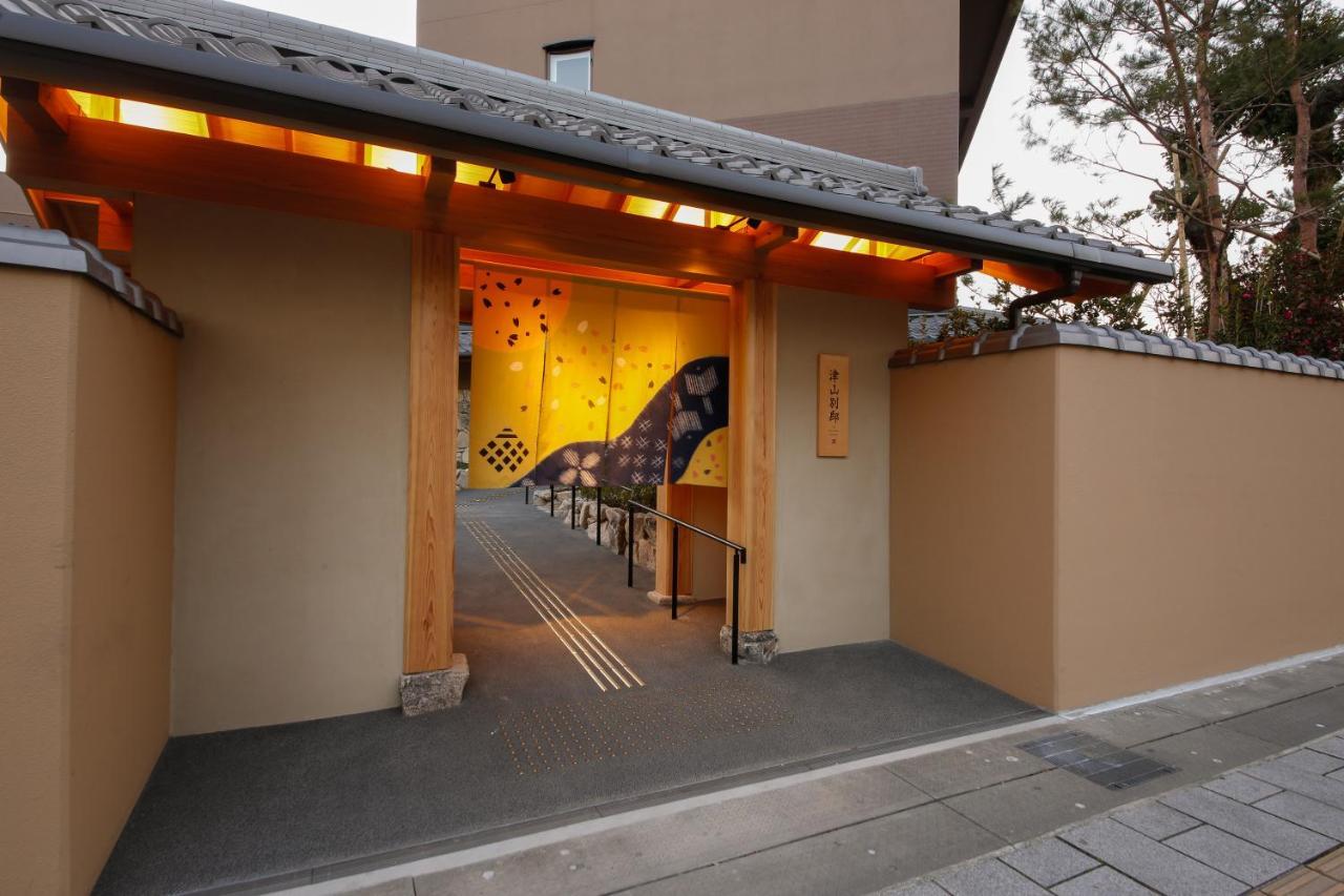 The Shiroyama Terrace Tsuyama Villa Exterior photo